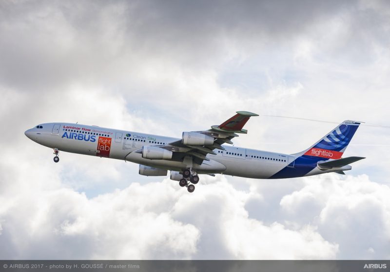Primer vuelo del demostrador Airbus Blade con un ala laminar en Francia